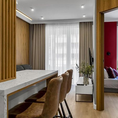 Lotnisko Chopina Modern Apartment Warszawa Eksteriør bilde