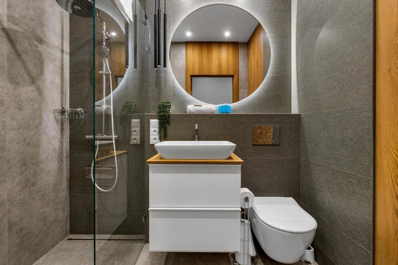 Lotnisko Chopina Modern Apartment Warszawa Eksteriør bilde