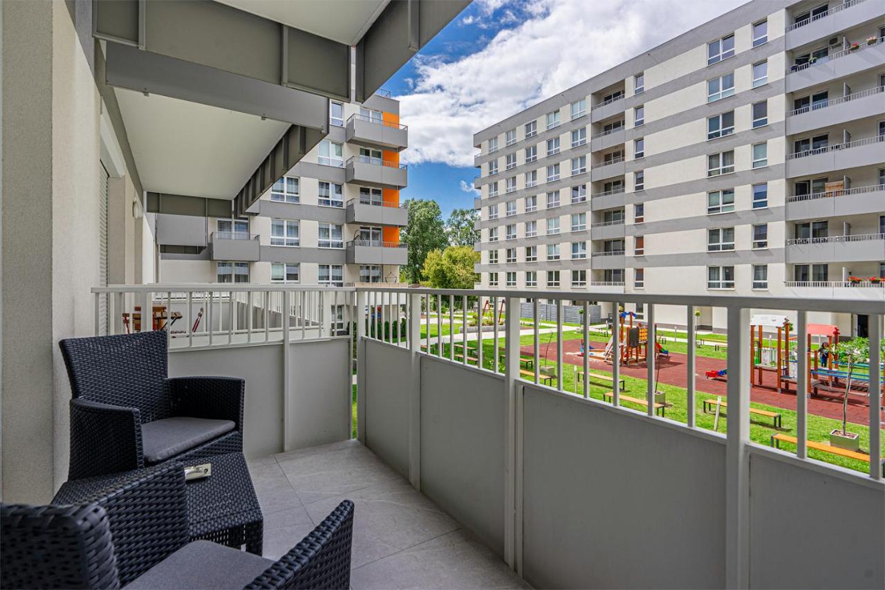 Lotnisko Chopina Modern Apartment Warszawa Eksteriør bilde