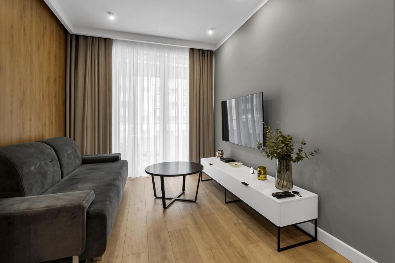 Lotnisko Chopina Modern Apartment Warszawa Eksteriør bilde